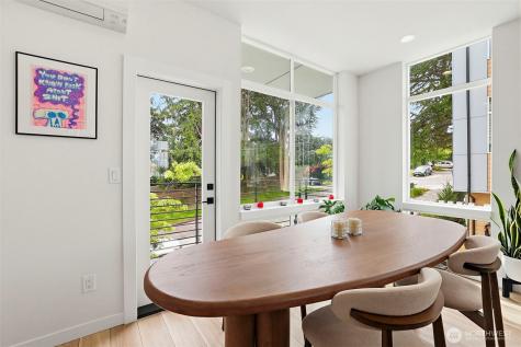 902 N 86th Street Seattle WA 98103