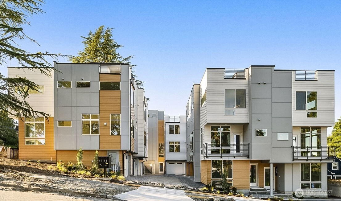 902 N 86th Street Seattle WA 98103