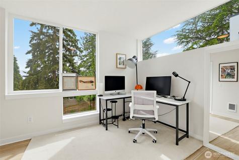 902 N 86th Street Seattle WA 98103
