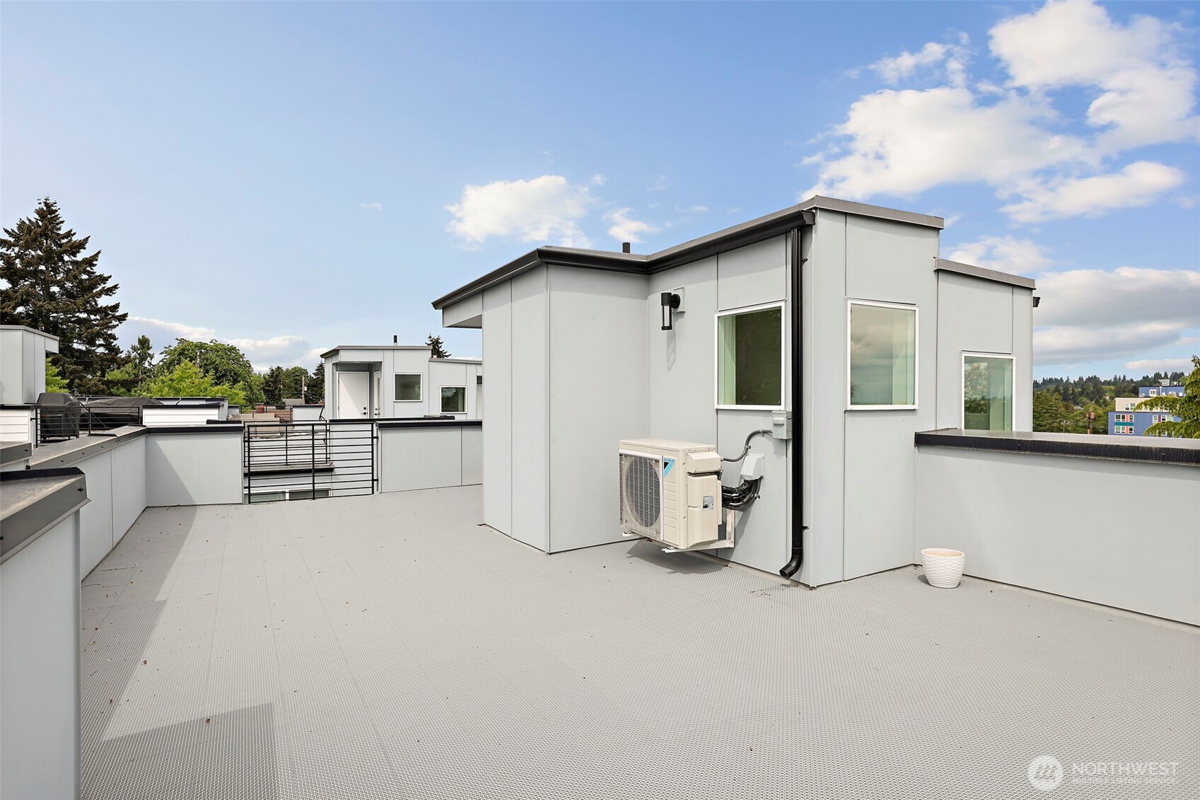 902 N 86th Street Seattle WA 98103