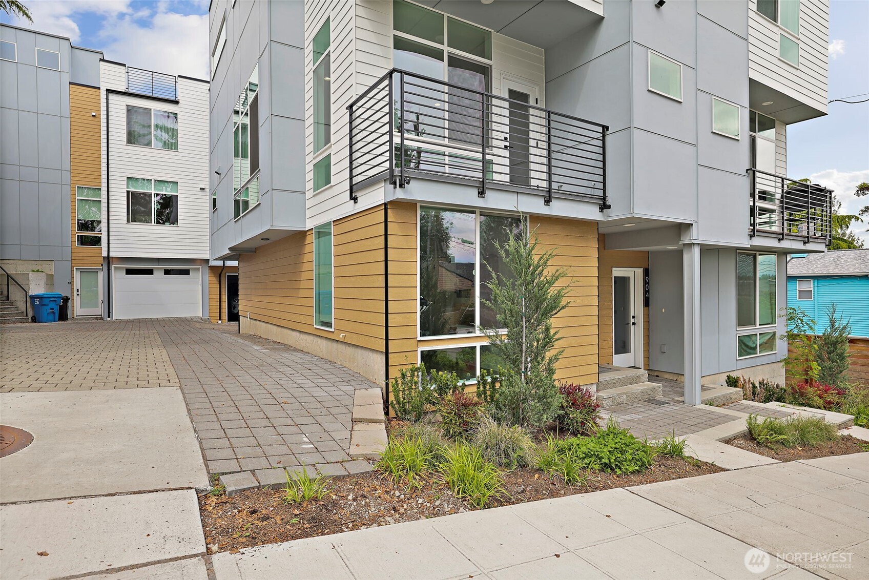 902 N 86th Street Seattle WA 98103
