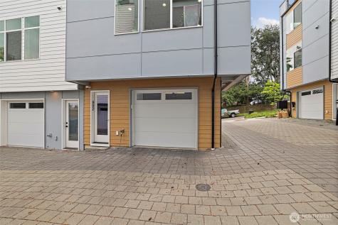 902 N 86th Street Seattle WA 98103