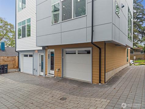 902 N 86th Street Seattle WA 98103