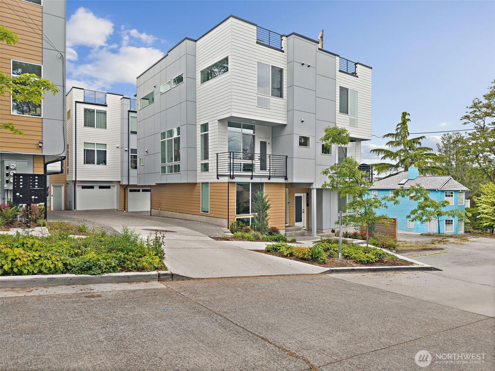 902 N 86th Street Seattle WA 98103