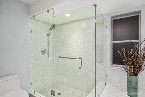 11122 NE 41st Drive Kirkland WA 98033