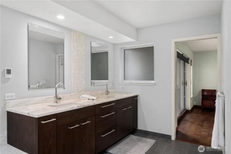 11122 NE 41st Drive Kirkland WA 98033