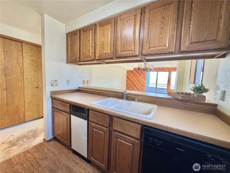 4222 Beach Drive SW Seattle WA 98116