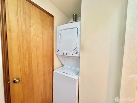 4222 Beach Drive SW Seattle WA 98116