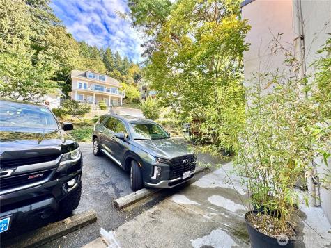 4222 Beach Drive SW Seattle WA 98116