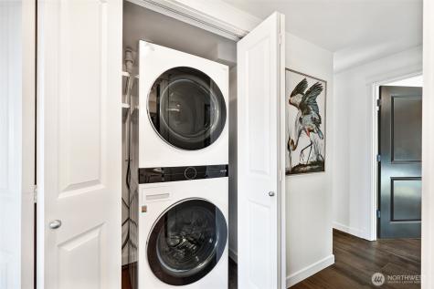 1818 Bigelow Avenue N Seattle WA 98109