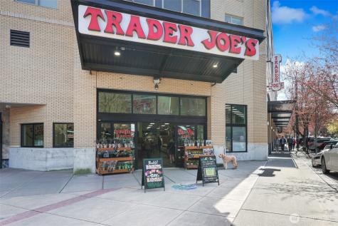 1818 Bigelow Avenue N Seattle WA 98109
