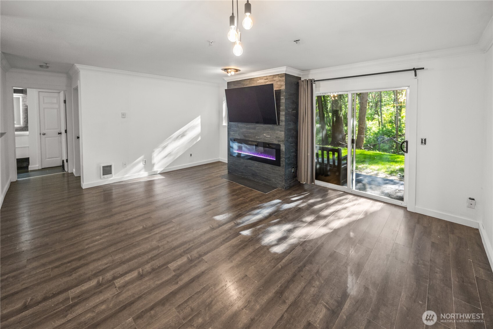 33020 10th Avenue SW Federal Way WA 98023