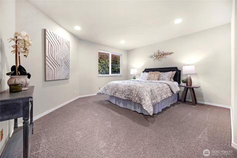 4714 NE 18th Place Renton WA 98059