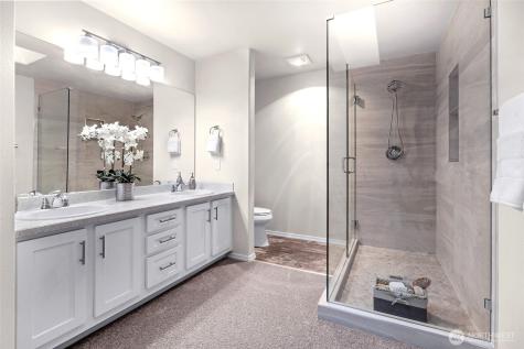 4714 NE 18th Place Renton WA 98059