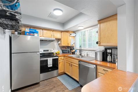 3311 Redwood Avenue Bellingham WA 98225