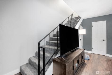 3311 Redwood Avenue Bellingham WA 98225
