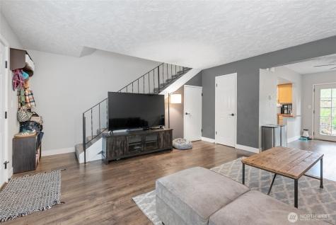 3311 Redwood Avenue Bellingham WA 98225