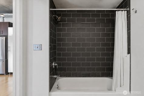 2720 3rd Avenue Seattle WA 98121