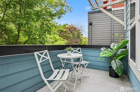 6003 Lanham Place SW Seattle WA 98126