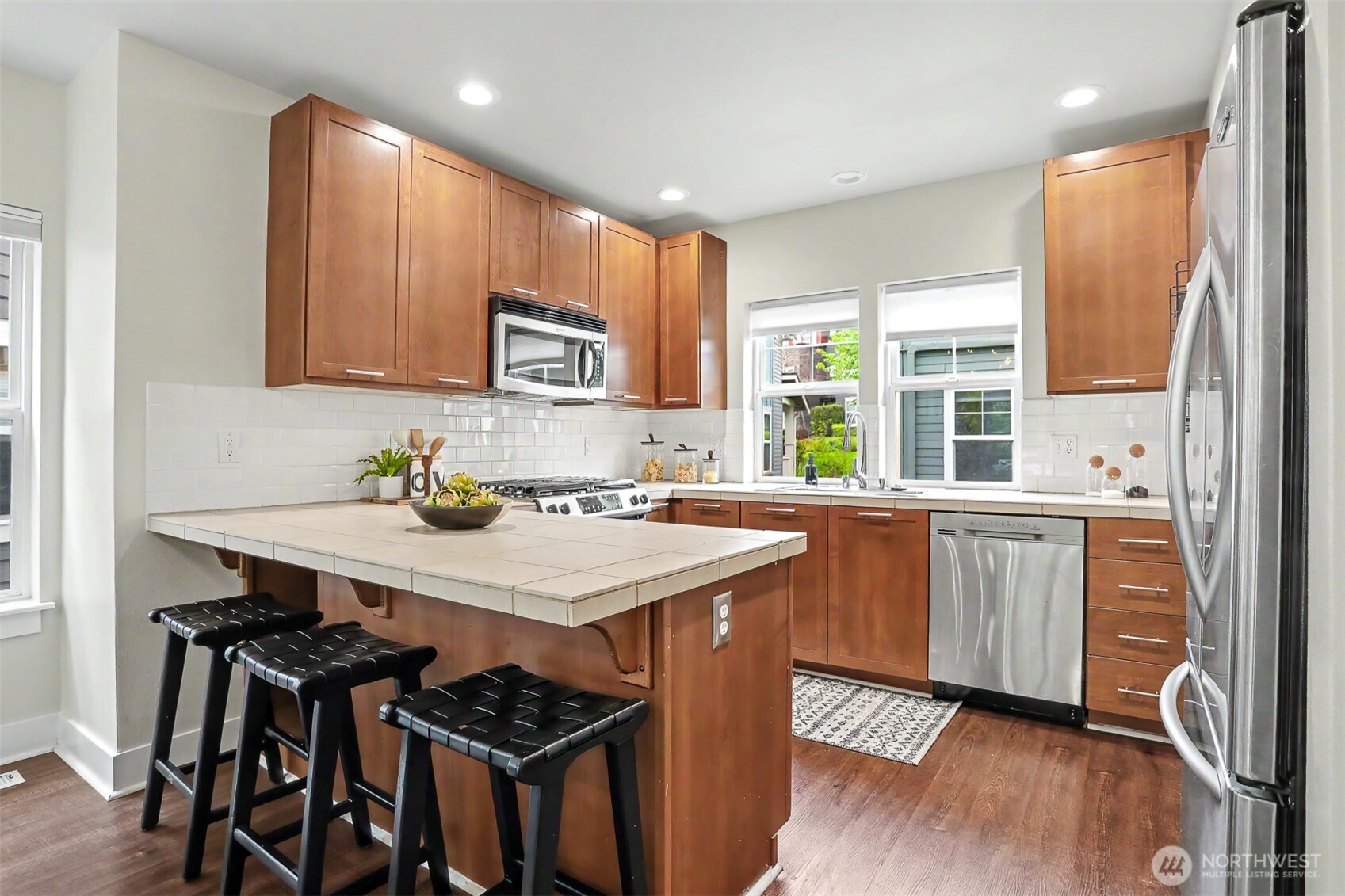 6003 Lanham Place SW Seattle WA 98126