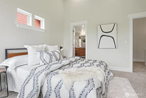 6003 Lanham Place SW Seattle WA 98126