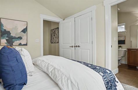 6003 Lanham Place SW Seattle WA 98126