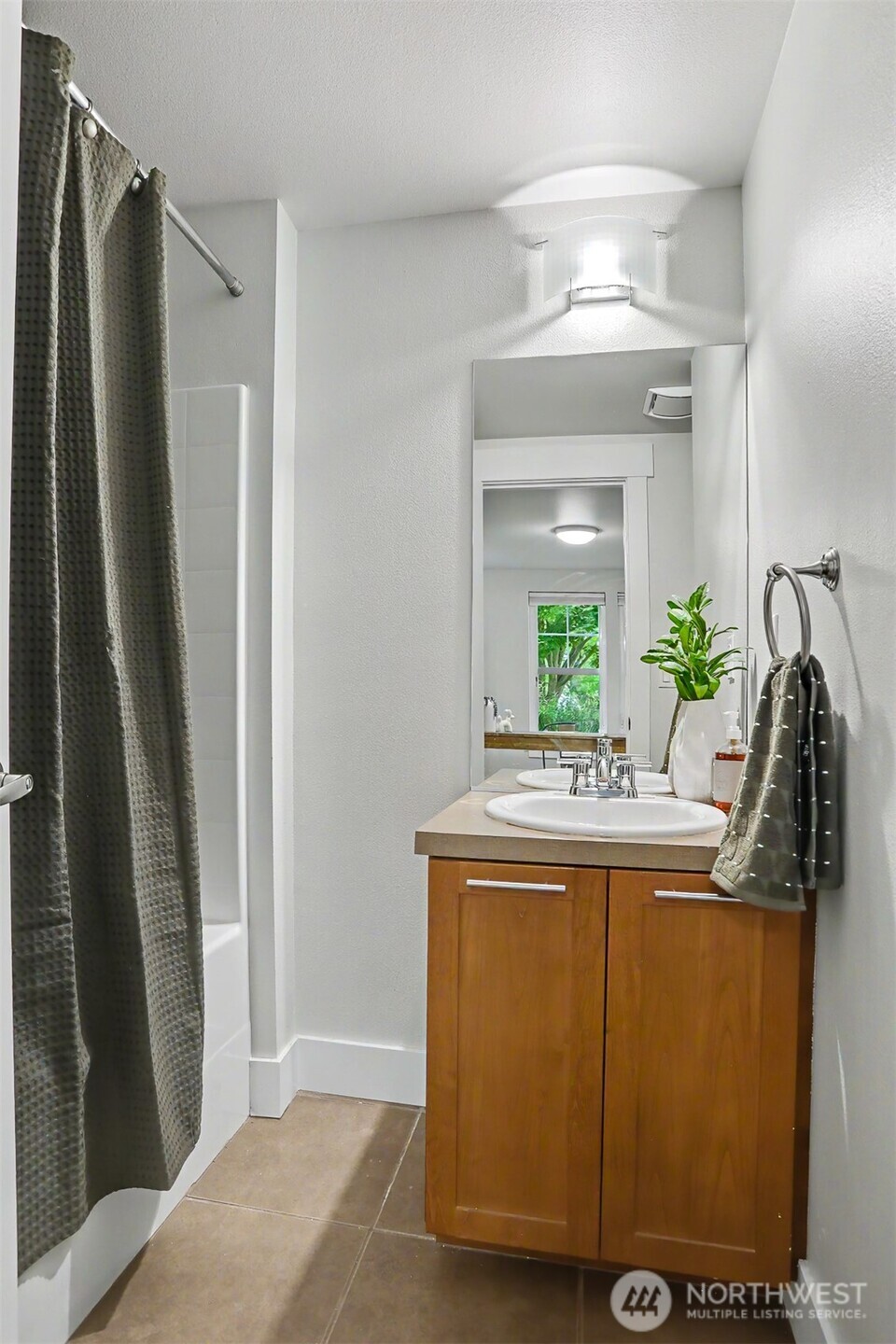 6003 Lanham Place SW Seattle WA 98126
