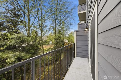 9057 Greenwood Avenue N Seattle WA 98103