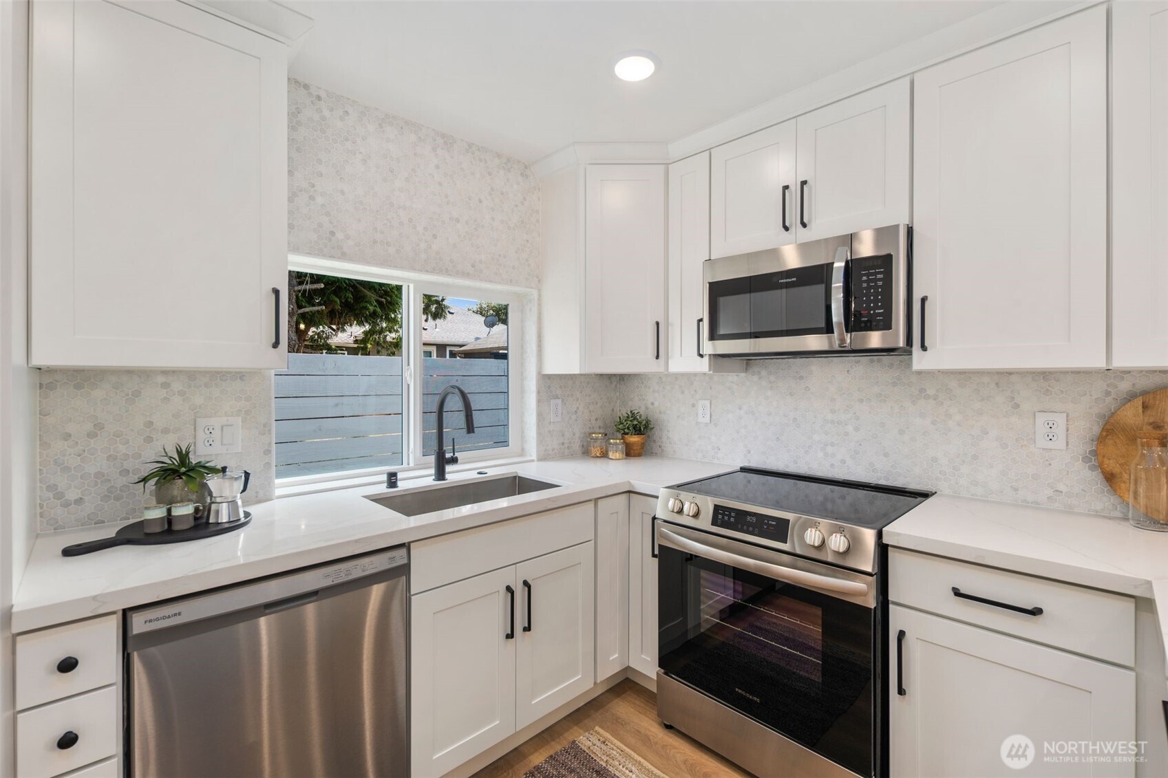 820 S Sullivan Street Seattle WA 98108