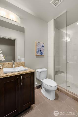 10610 NE 9th Place Bellevue WA 98004