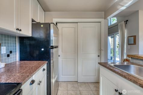 3008 N Narrows Drive Tacoma WA 98407