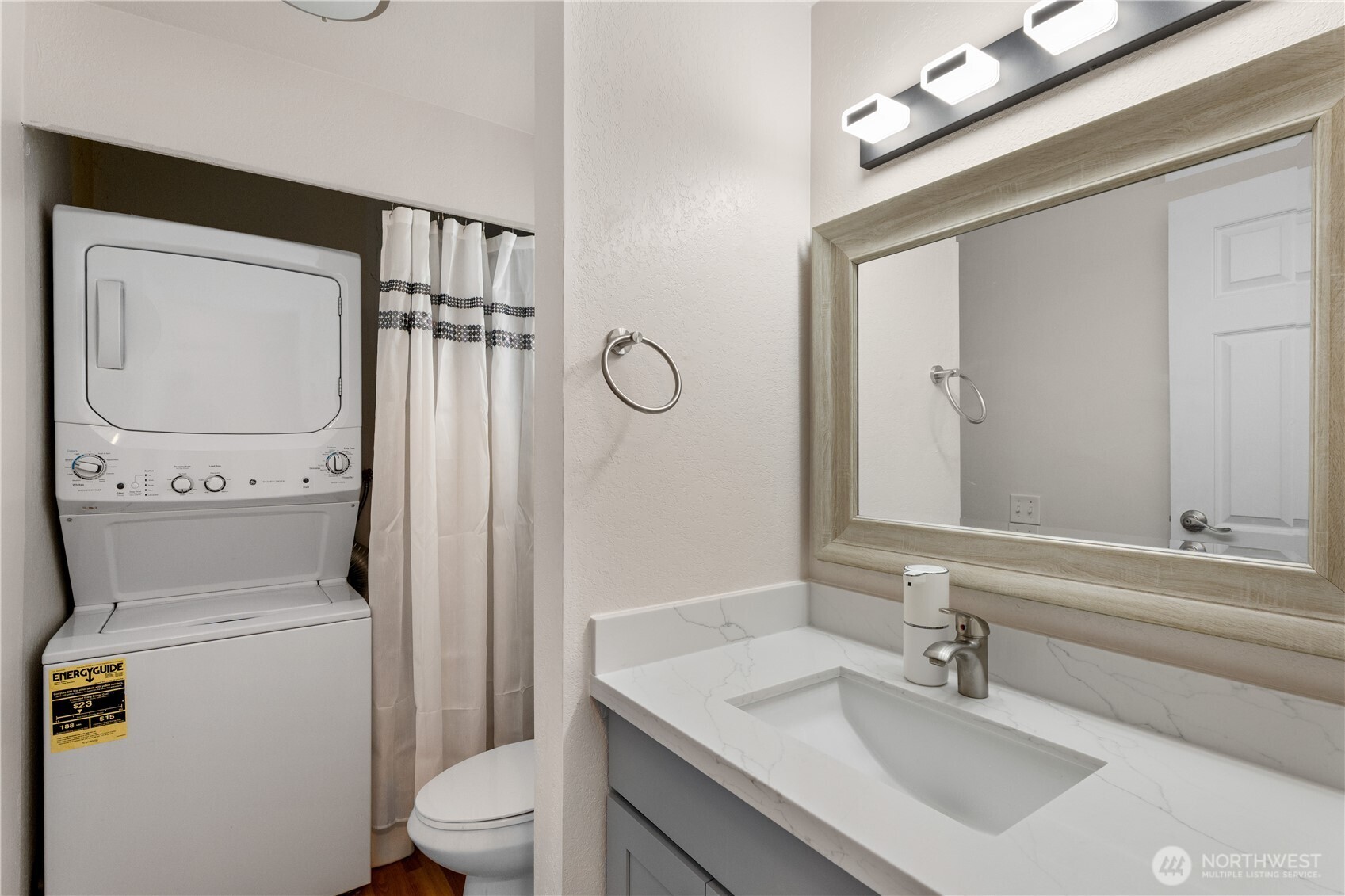 19203 40th Avenue W Lynnwood WA 98036