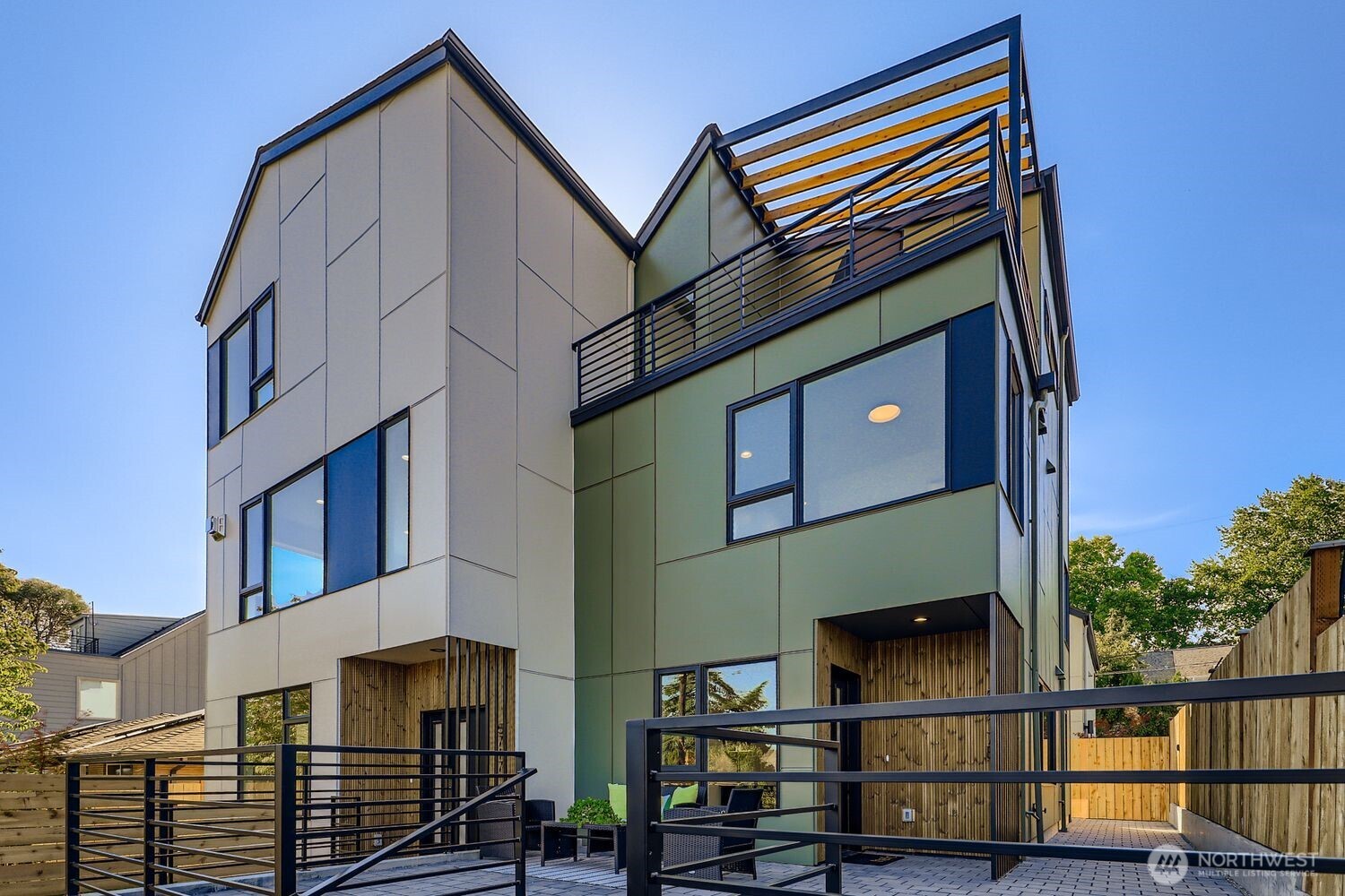 5717 35th Avenue NE Seattle WA 98105