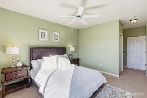 23007 Lakeview Drive Mountlake Terrace WA 98043