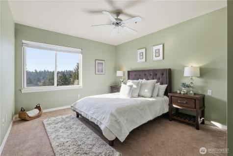 23007 Lakeview Drive Mountlake Terrace WA 98043