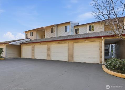 23007 Lakeview Drive Mountlake Terrace WA 98043
