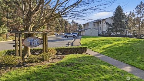 23007 Lakeview Drive Mountlake Terrace WA 98043