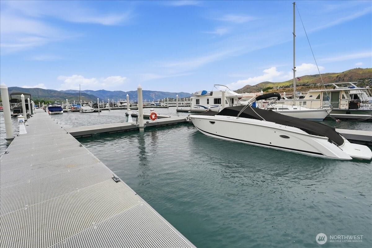 1350 W Woodin Chelan WA 98816