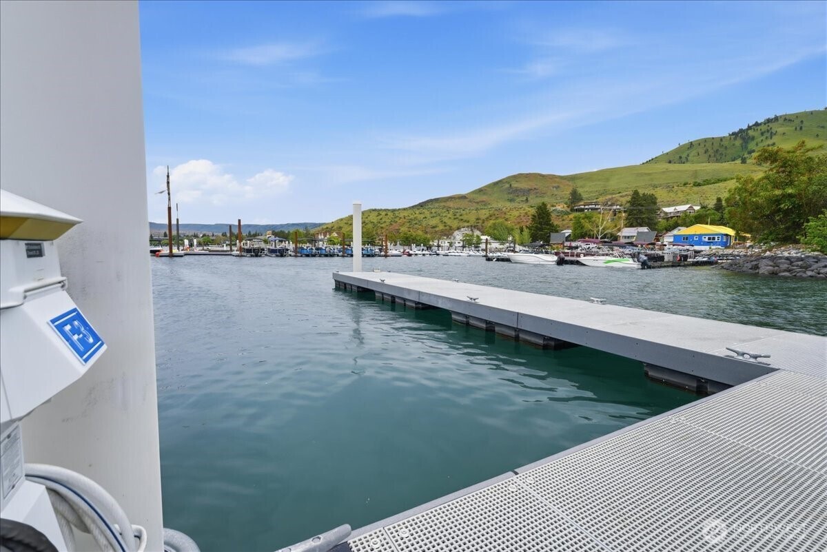 1350 W Woodin Chelan WA 98816