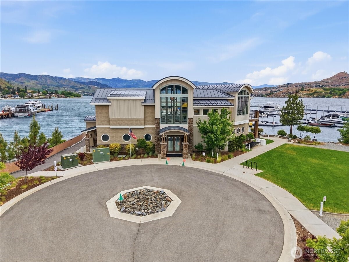 1350 W Woodin Chelan WA 98816