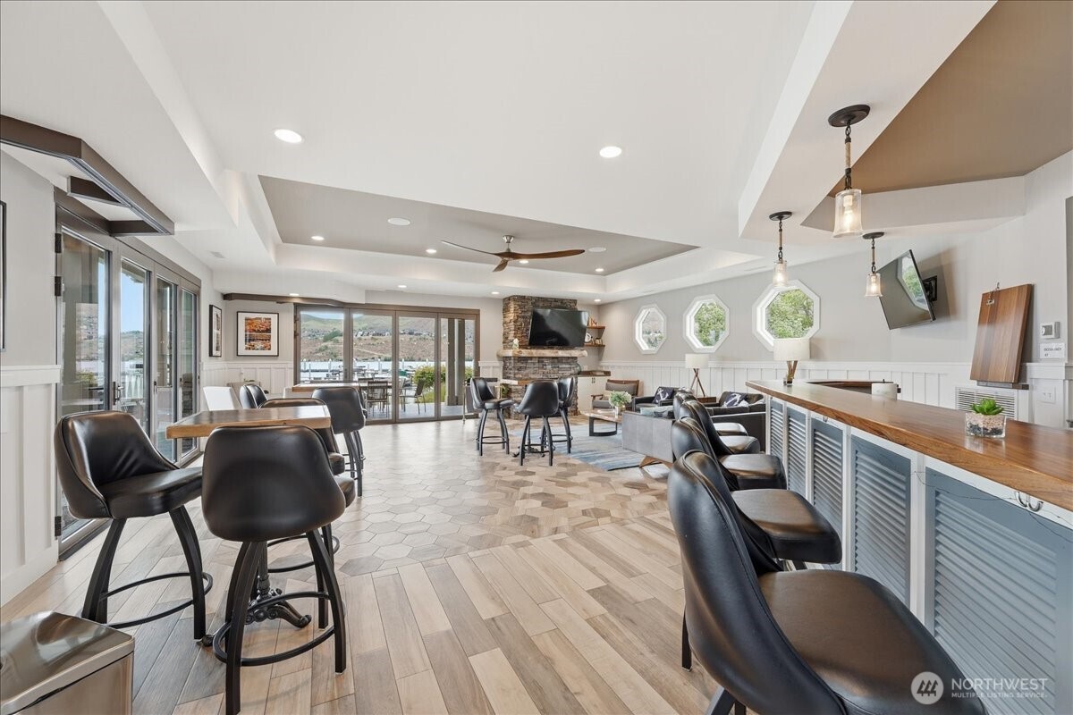1350 W Woodin Chelan WA 98816