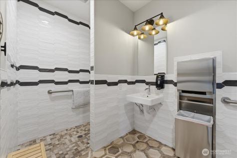 1350 W Woodin Chelan WA 98816