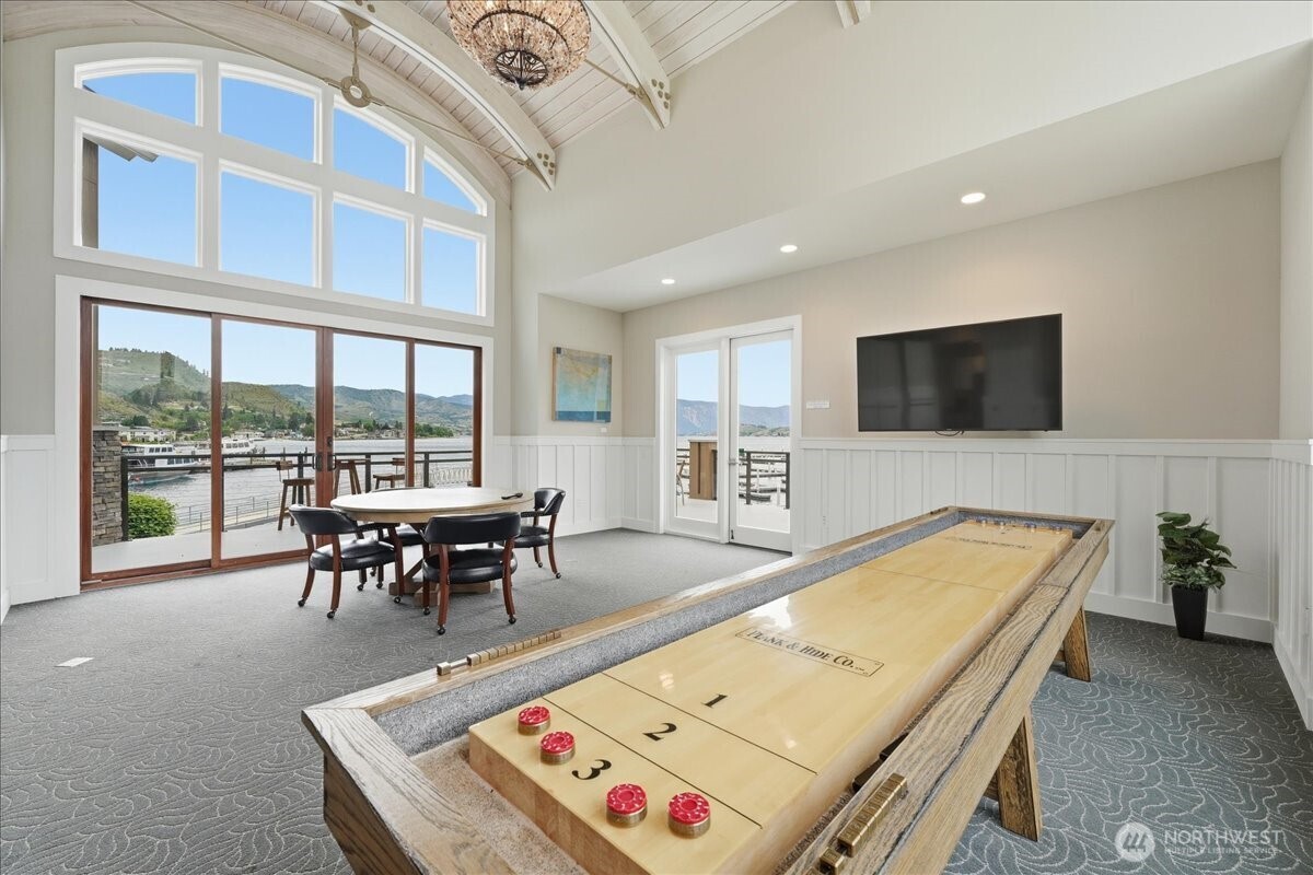 1350 W Woodin Chelan WA 98816