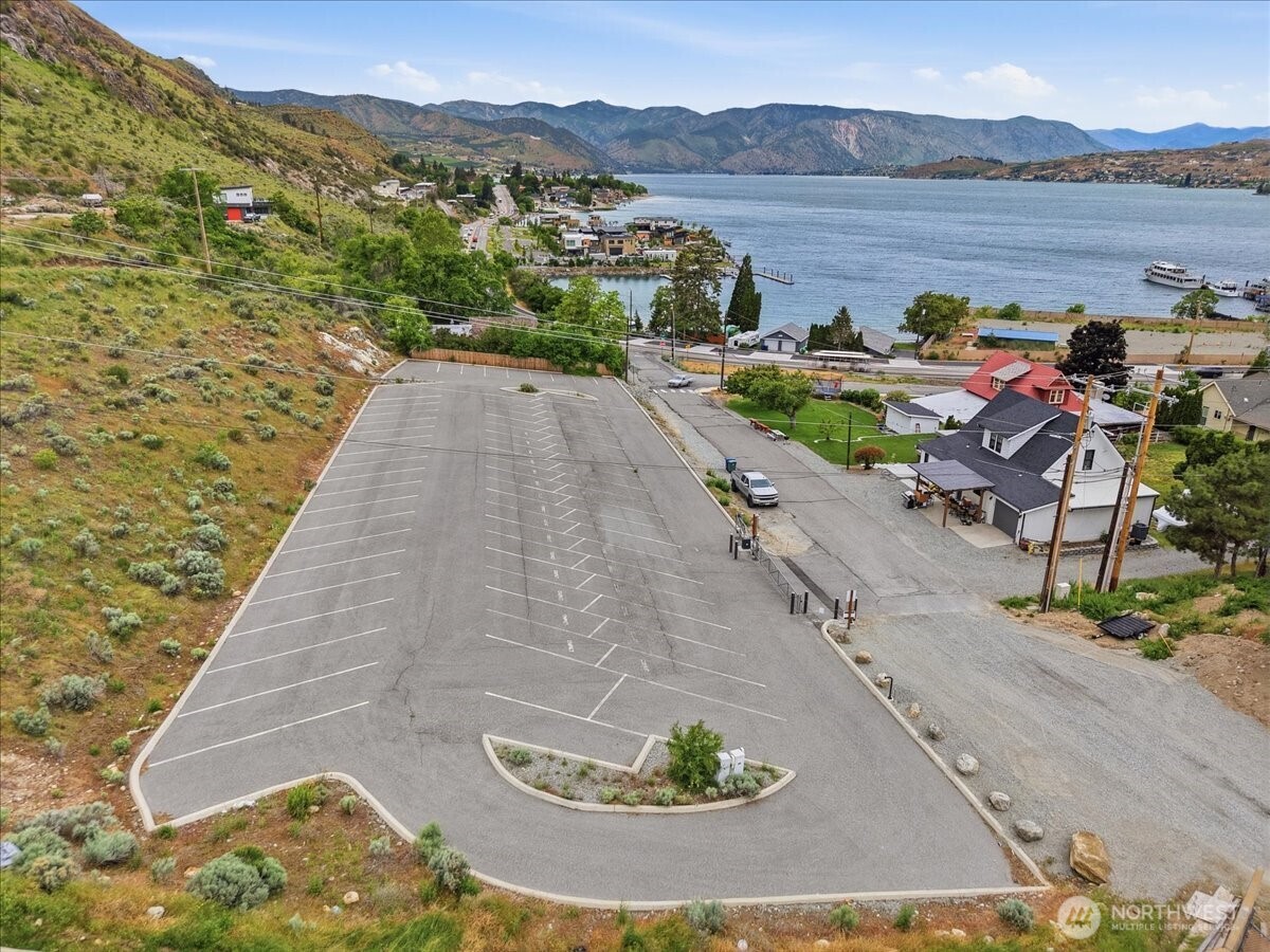 1350 W Woodin Chelan WA 98816