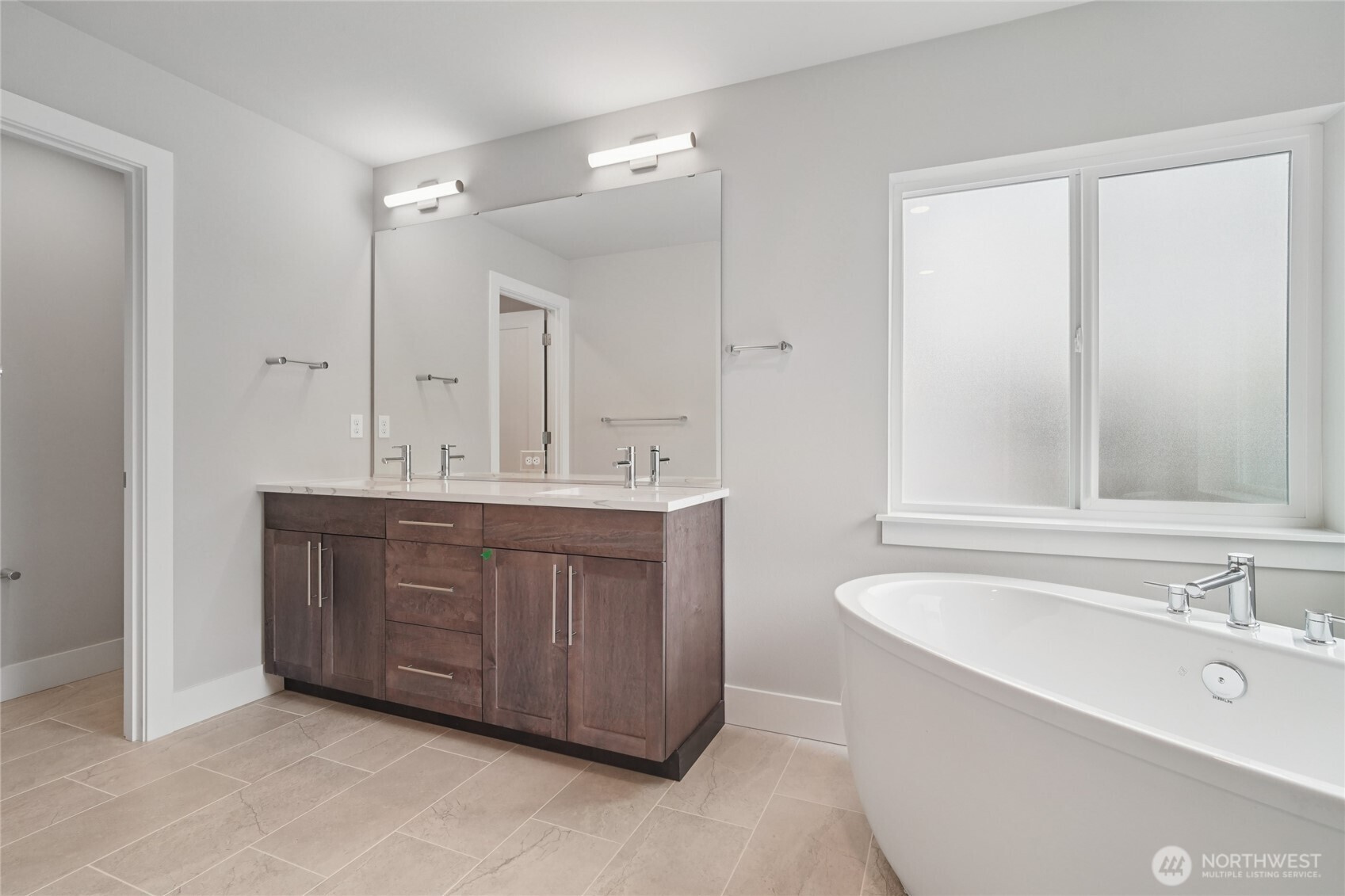 3822 194th Lane SE Bothell WA 98012