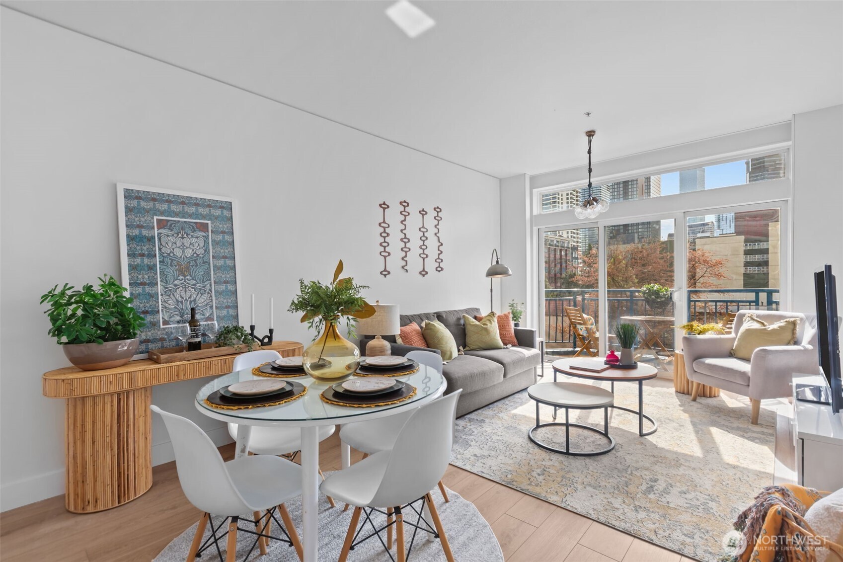 2415 2nd Avenue Seattle WA 98121
