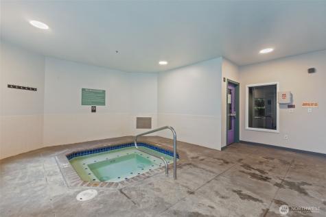 2415 2nd Avenue Seattle WA 98121