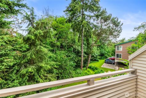 3423 W Government Way Seattle WA 98199