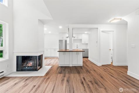 3423 W Government Way Seattle WA 98199