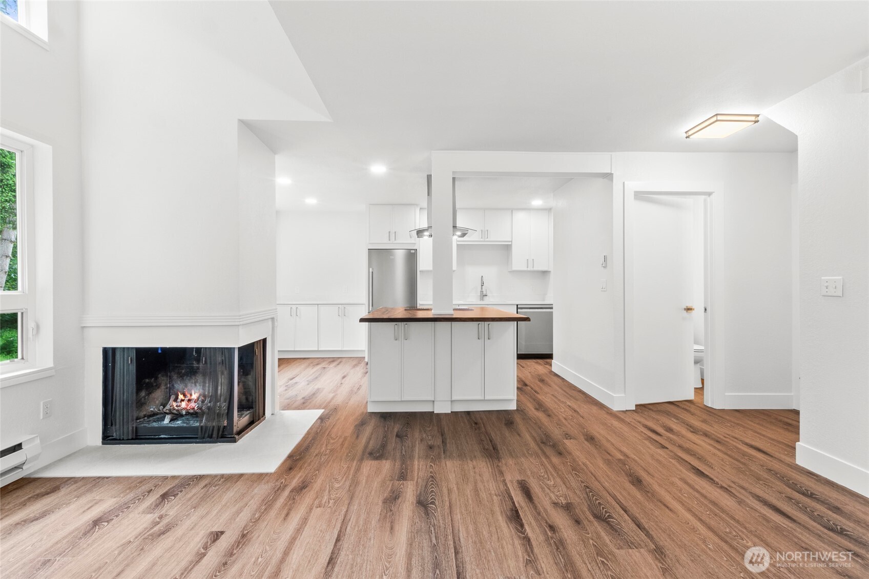 3423 W Government Way Seattle WA 98199